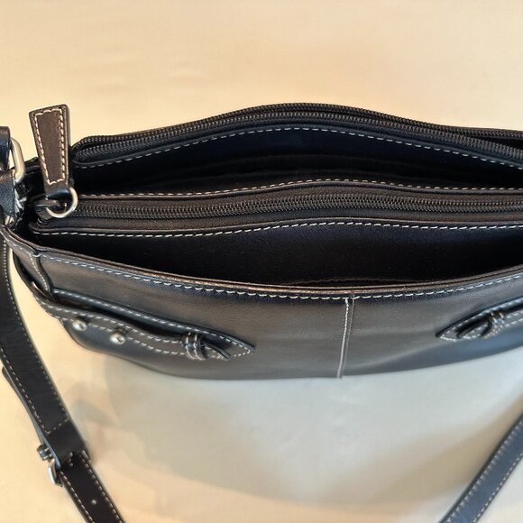 Etienne Aigner black leather shoulder bag - Picture 2 of 5